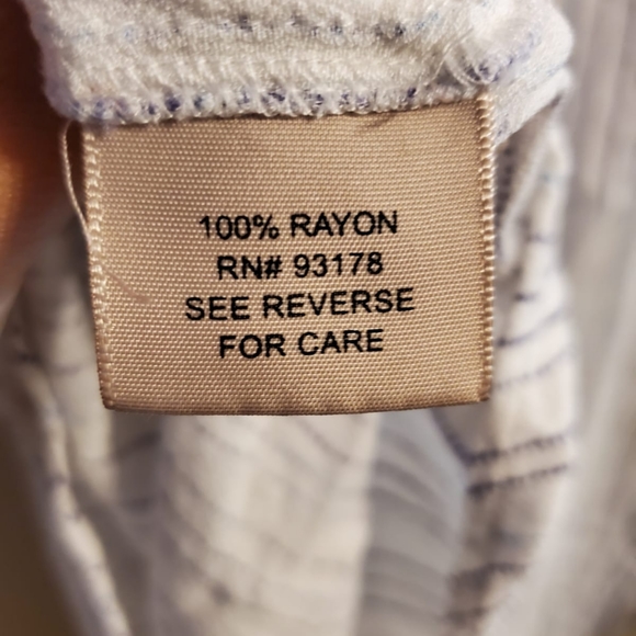 5/$25 Philosophy Bell Sleeve Striped Blouse - Picture 6 of 14